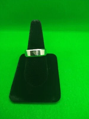 Banda de titanio de acero inoxidable Superman talla 11 Foto 1 de 2