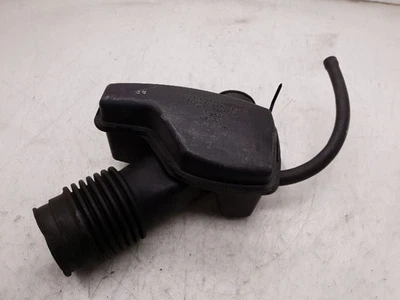 2005 LEXUS IS300 3.0L 6CYL 空气净化器谐振器管组件  — 第 1/4 张图片