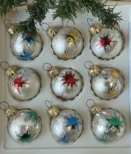 1109/25 1 Karton (9 St.) alter Christbaumschmuck Weihnachtsschmuck Kugeln - Picture 1 of 4
