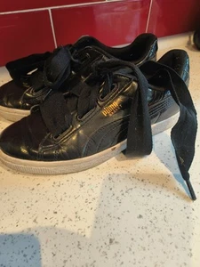 Size UK 4 PUMA Basket Heart Patent Black - Picture 1 of 7