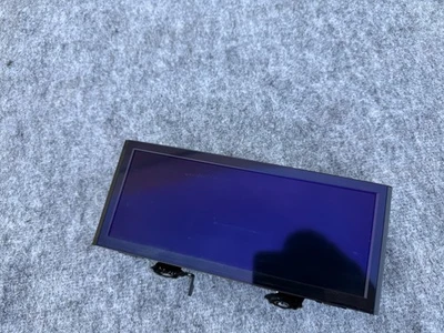 MONITOR PANTALLA NAVEGACIÓN 8611053410 LEXUS IS300 IS350 (2017-2020) OEM Foto 1 de 4