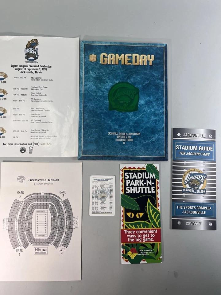 1995 Jacksonville Jaguars Oilers Inaugural Season NFL Program & Guide Lot, NICE! - Image 1 of 4