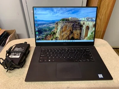 Dell Precision 5510 Intel i7-6820HQ, 16 GB - 512 GB NVMe + 128 SSD Windows 11 Pro Foto 1 de 4