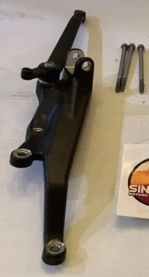 Harley Davidson Sportster S lado izquierdo control delantero 2022 y más nuevo Foto 1 de 3