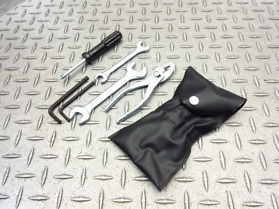 2019 11-20 Suzuki GSXR 750 kit de ferramentas chave de emergência fabricante de equipamento original - Imagem 1 de 4