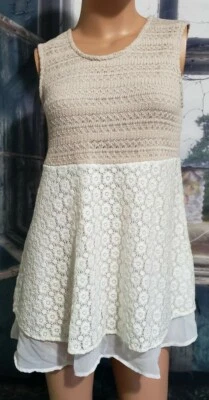 Top de encaje floral Mickey & Jenny talla XS túnica boho sin mangas multicolor en capas Foto 1 de 4