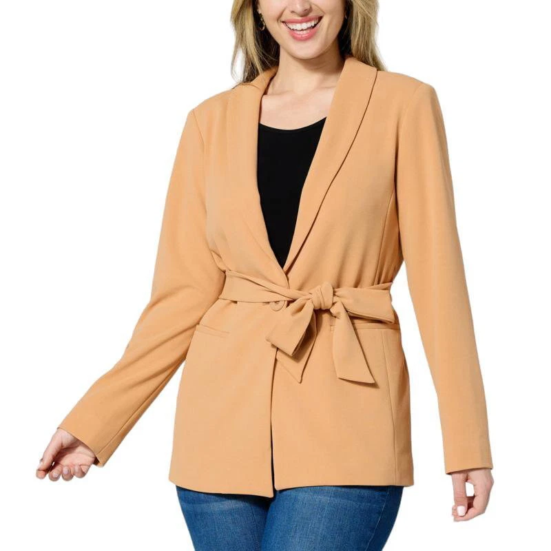 Blazer IMAN Global Chic tejido crepé con cinturón miel Foto 1 de 1