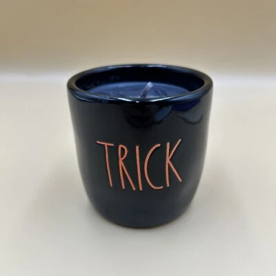 RAE DUNN ~ TRICK ~ SINGLE WICK HALLOWEEN CANDLE  Pumpkin Brûlée - Image 1 of 4