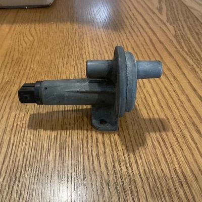 Válvula de aire auxiliar Datsun 280Z 75-78 Foto 1 de 4