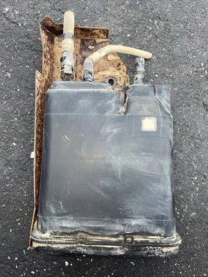 GMC SIERRA 2500 2004-2010 bote de vapor de combustible 15137022 OEM Foto 1 de 4