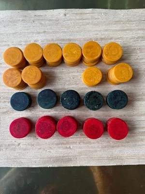 191 Vintage Marbled Butterscotch, Red & Green Swirl Bakelite/Catalin Backgammon/ - Image 1 of 4