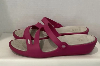 Sandalias Crocs Patricia para mujer talla 10 rosa/fucsia con tiras tacón de cuña Foto 1 de 4