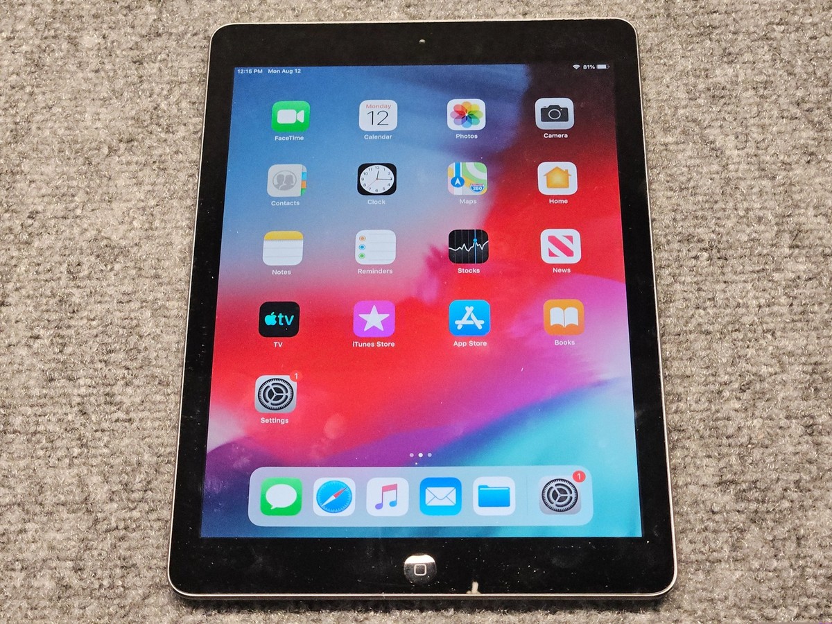 Apple iPad Air (1st Generation) 16 GB Tablets & eReaders