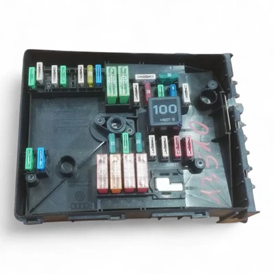 CENTRALINA PORTA FUSIBILI PER SEAT Altea XL 0-1718128-1 - 0-1718130-1 Diesel (0 - Immagine 1 di 4