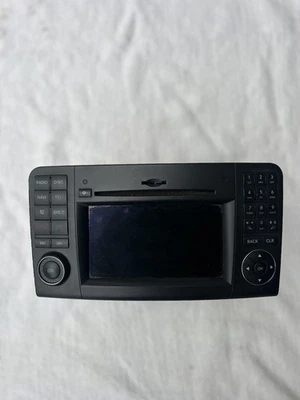 Tela de exibição de rádio estéreo 2010-2012 Mercedes Benz GL450 X164 A 164 900 26 01 - Imagem 1 de 4