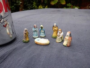 Vintage Miniatur Porzellan Krippe - Bild 1 von 14