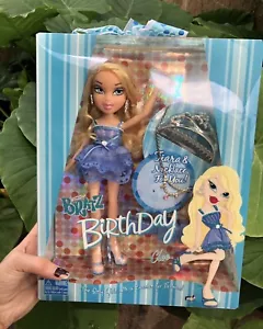 CLOE BRATZ BIRTHDAY DOLL WITH TIARA & NECKLACE RARE 1ST EDITION NIB 2006/7 - Picture 1 of 3