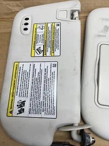 2013-2019 FORD ESCAPE LEFT & RIGHT ILLUMINATED SUN VISOR SET W/GARAGE OPENER OEM - Picture 1 of 7