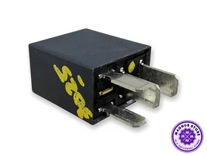 Genuine MG HS GS 4-Blade Multiuse Black Relay 10282644 HFV6/012H-TR (333) 12V - Picture 1 of 8