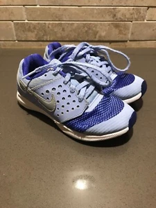 ZAPATOS DEPORTIVOS NIKE ""DOWNSHIFTER 7" AZULES Y GRISES PARA NIÑA, TALLA 11.5C - Imagen 1 de 7