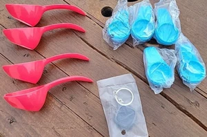 Lot 10 TUPPERWARE Gadget Hostess Party Gift Keychain Egg Lifter Magnets tbls tsp - Picture 1 of 8