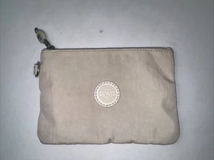 Kipling Nylon Coin Purse Pouch Bag Beige Zip Wristlet Packable - Picture 1 of 4