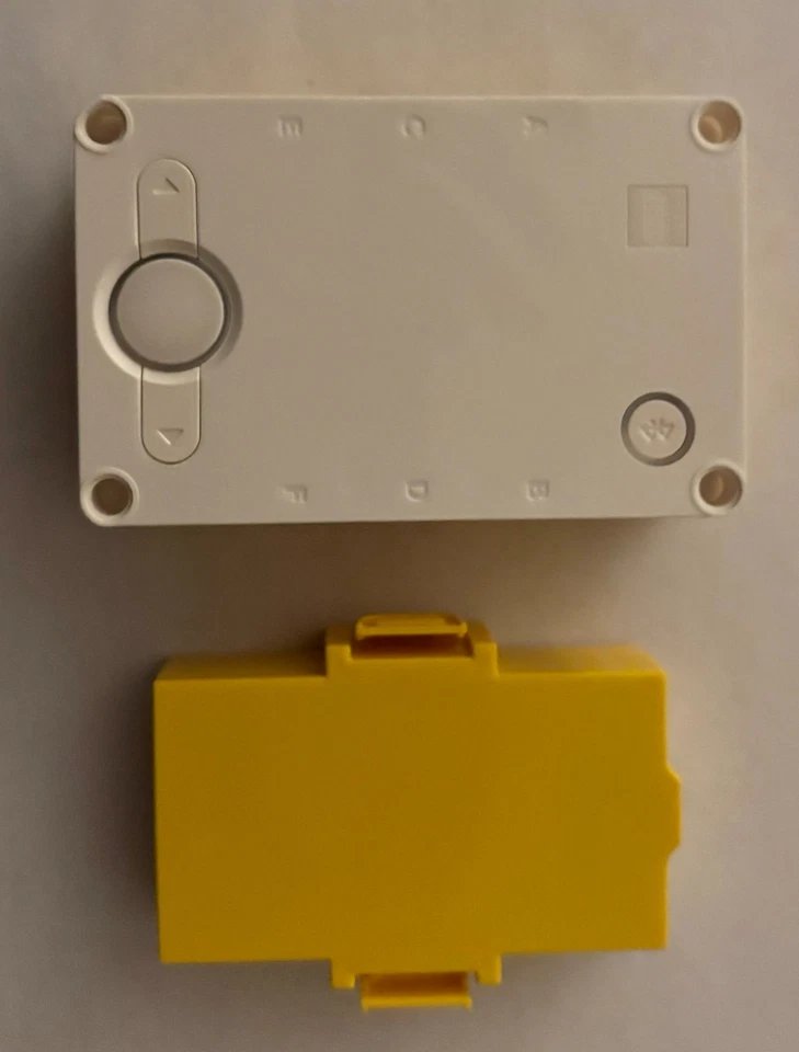 LEGO® Technic™ Buje Grande para SPIKE™ Prime, ligeramente usado con batería Foto 1 de 1