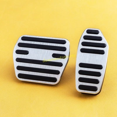 Cubierta de pedal de gasolina de freno de coche de aluminio para 2022+ Mitsubishi Outlander Rogue Qashqai Foto 1 de 4