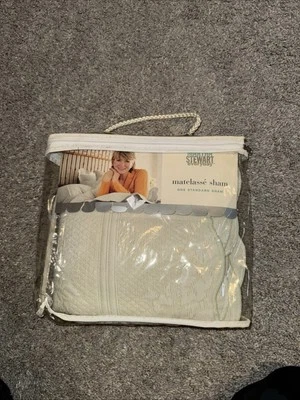 Martha Stewart Matelasse Estándar Simulado Clavo Verde Salvia Gloria Matutina Nuevo en Paquete Foto 1 de 4