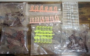 NEW Lot of HO Scale Model Railroad Detail Parts/Figures - Picture 1 of 5