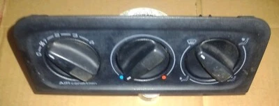 1999-2002 VOLKSWAGEN CABRIO GOLF Temperature Control Convertible With AC  - Image 1 of 4