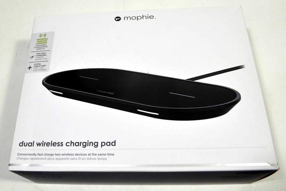 Mophie Dual Wireless Charging Pad-charges two wireless devices at the same time! - Image 1 of 4