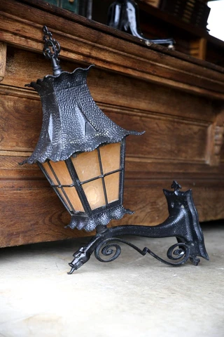 Vintage Arts & Crafts Gothic Witch Hat Porch Light Wall Sconce Antique Gargoyle Cover