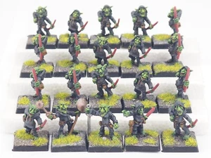 MACROCOSMO 28MM FANTASY GOBLIN ARCHERS X 20. DIPINTO. BLU 1774 - Foto 1 di 8
