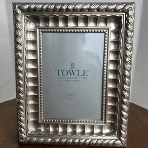 Towle Silversmiths 5" x 7" Photo Frame- Excellent! - Picture 1 of 4