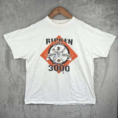 Camiseta Vintage Y2K Cal Ripken Jr Baltimore Orioles 3000 Hits Tamanho XXL Fabricada nos EUA - Imagem 1 de 4