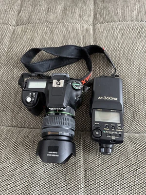 PENTAX K100D SPIEGELREFLEXKAMERA  - Bild 1 von 2