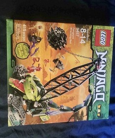 LEGO NINJAGO Fangpyre Wrecking Ball 9457 EXCLUSIVE Kendo Code &Weapon  NEW 2012