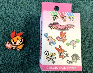 The Powerpuff Girls Enamel Pins Soccer Cheerleader   RED BLOSSOM CHEER + box - Picture 1 of 1