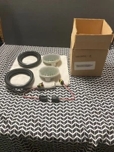 44042C Truck-lite 12v model 44 LED Clear Round dome Light Kit lot of 2 - Picture 1 of 8