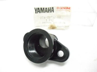 Yamaha DS7 R5 Oil Tank Filler Tube NOS R5B R5C Connector Joint Pipe 278-21752-00 Foto 1 de 4