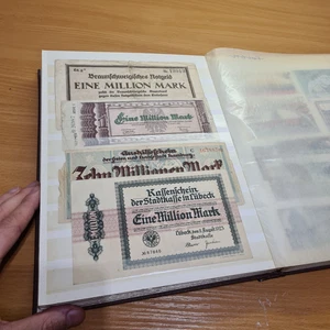 Lot collection album 4 of 4 with ~270 unc notgeld notes from Austria and Germany - Picture 1 of 23