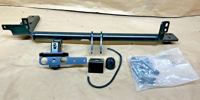 New Genuine 2012-2019 Range Rover Evoque Rear Trailer Hitch Tow Mount Bar OEM - Imagem 1 de 4