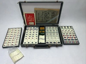 Vintage Mah Jong Set Bakelite Bamboo 148 Tiles Catalin with Case - Picture 1 of 4