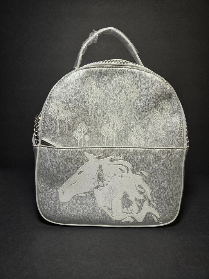 Mini Mochila Danielle Nicole X Disney Frozen 2 Plateada Metálica con pocos defectos Foto 1 de 4