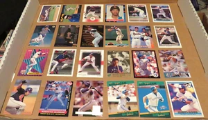 Lotto di 24 carte diverse Toronto Blue Jays Cleveland indiani - Foto 1 di 1