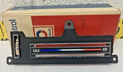 Cubierta de placa frontal de control de calentador de aire acondicionado Delco OEM 9343314 1974-76 Oldsmobile 98 (747) Foto 1 de 4