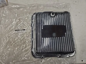 Pan de transmisión acanalado cromado Speedway 700R4 910-22804 - Imagen 1 de 10