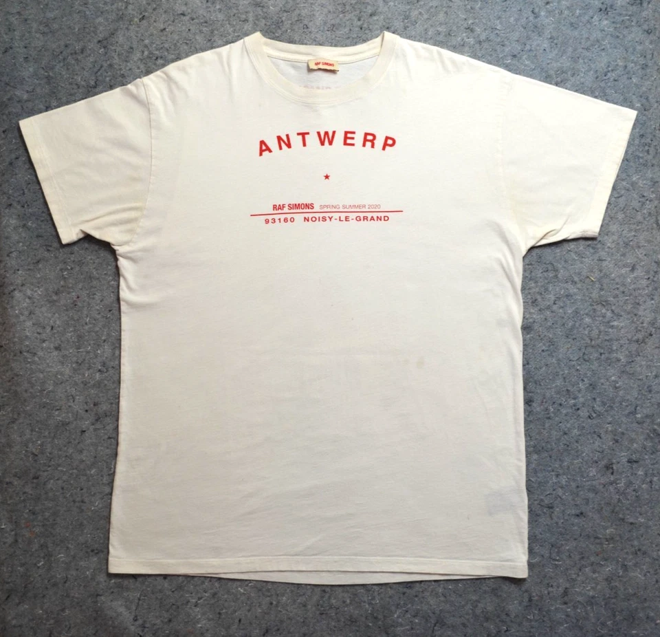 MUY RARA Camisa de Gira Raf Simons SS20 "Antwerp" Blanco/Rojo Talla Grande Foto 1 de 4