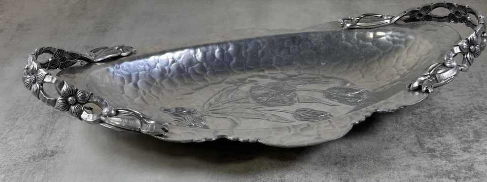 Vintage Aluminum Tray #404 Hand Wrought Creations by Rodney Kent w/Tulip Design - Image 1 of 4